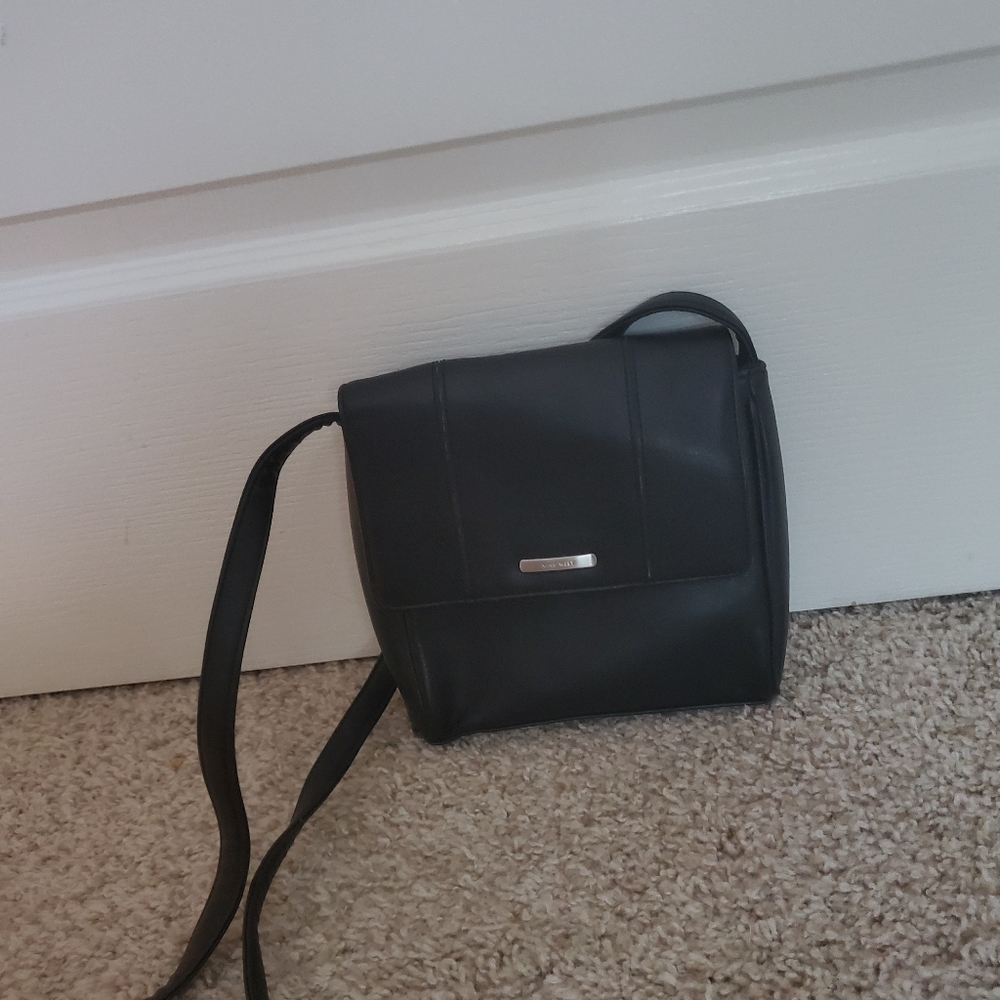 Purse - Picture 2 of 4